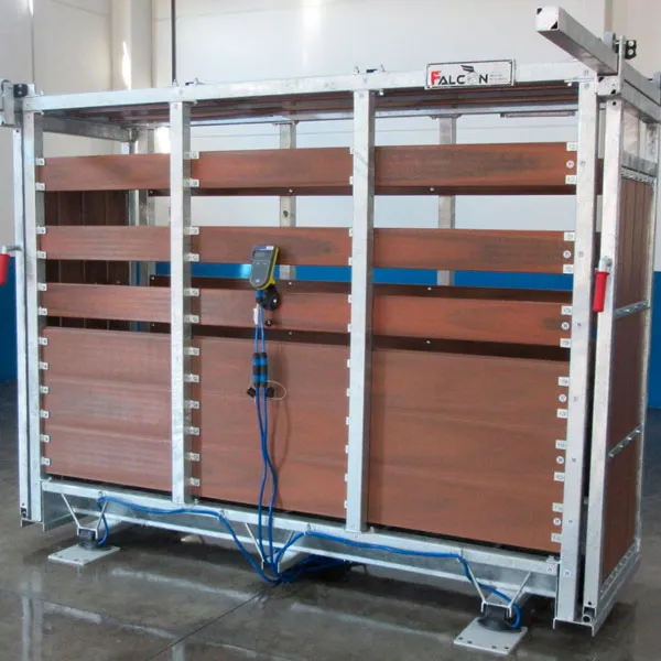 Balaca em madeira Plastica1.jpeg