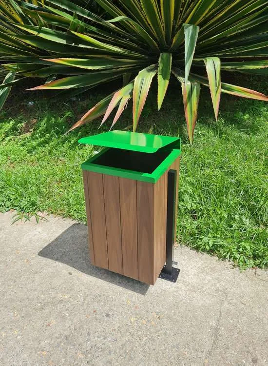 Lixeira-Steel-Premium-de-Madeira-Plastica-com-aro-de-aco-de-carbono.png