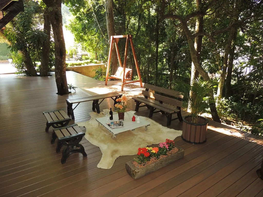 CACHEPOT EM MADEIRA PLASTICA ILUSTRAÇÃO